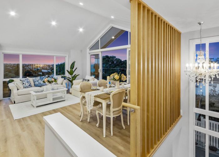  at 7A Garadice Road, Rothesay Bay, Auckland