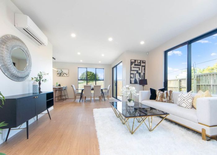  at 7A Hewlett Road, Massey, Waitakere City, Auckland