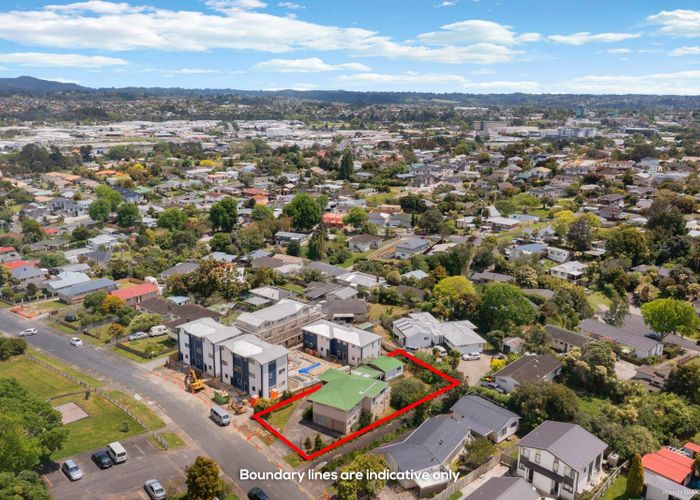  at 44 Kaikoura Street, Henderson, Waitakere City, Auckland