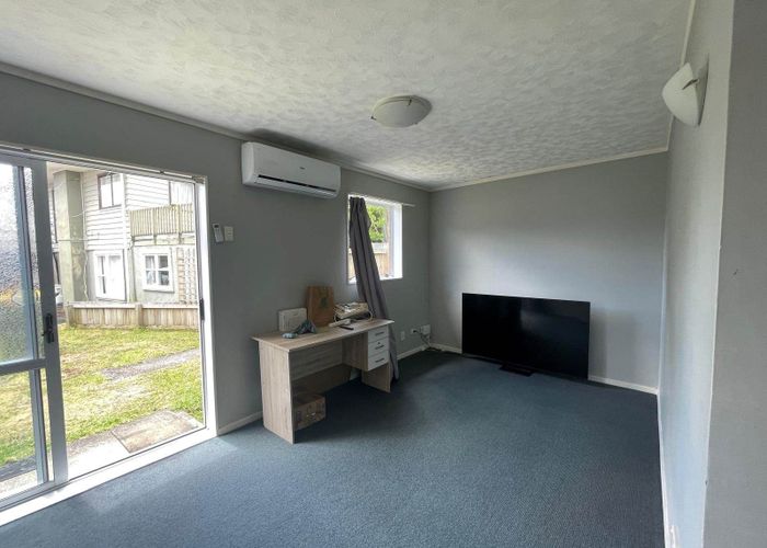  at 21A Royal Road, Massey, Waitakere City, Auckland