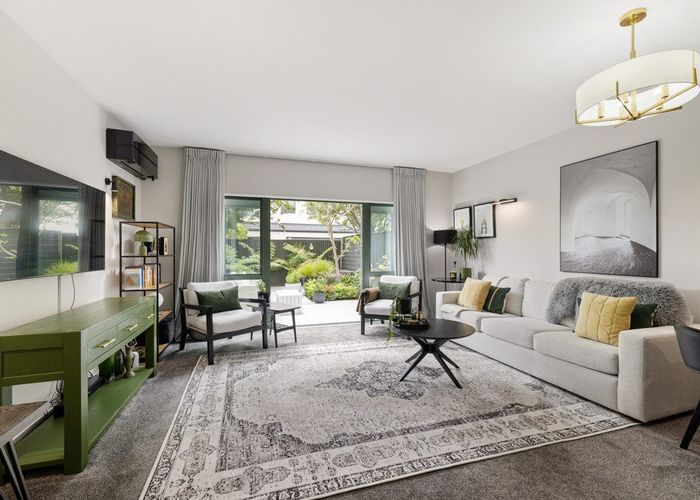  at 2/36 Champion Street, Edgeware, Christchurch City, Canterbury