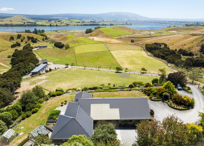  at 67 Surrey Heights, WAIHOLA, OUTRAM