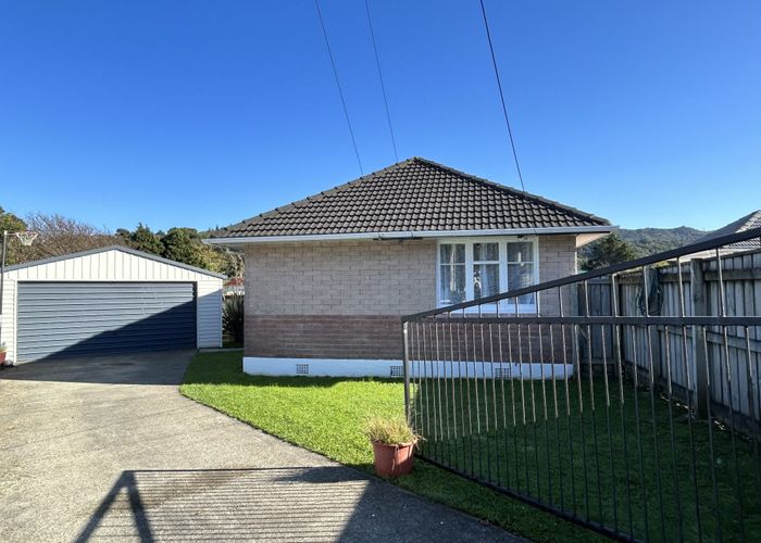  at 20 Dunn Street, Wainuiomata, Lower Hutt, Wellington