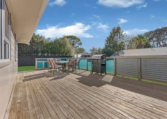  at 47 Claverdon Drive, Massey, Waitakere City, Auckland