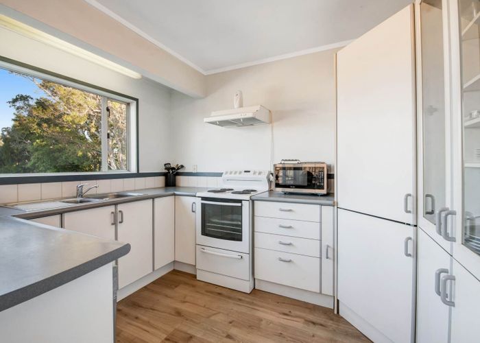  at 35 Vipond Road, Stanmore Bay, Rodney, Auckland