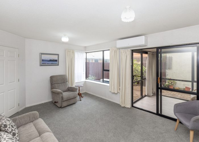  at 2/3 Apollo Place, Papanui, Christchurch