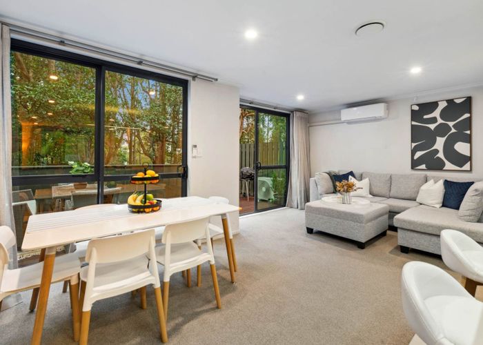  at 60/182 Flat Bush School Road, Flat Bush, Manukau City, Auckland
