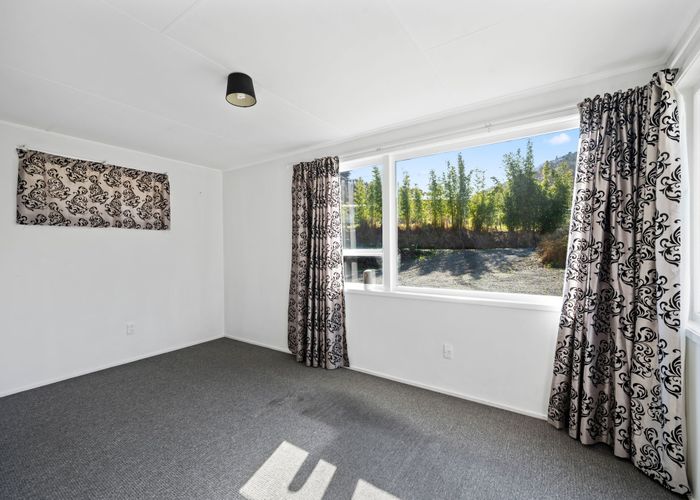  at 2523 State Highway 1, BRYNDERWYN