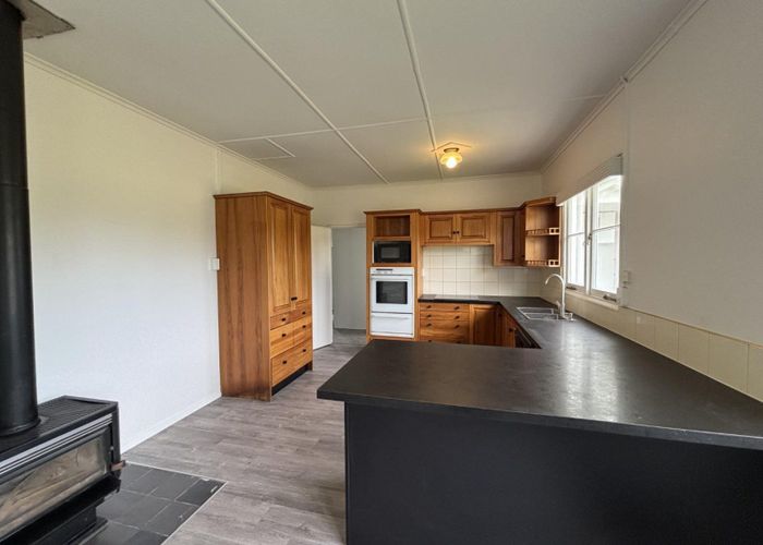  at 33 Burns Street, Tawhero, Whanganui, Manawatu / Whanganui