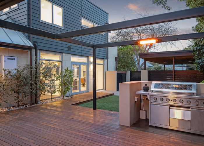  at 32B Glandovey Road, Fendalton, Christchurch City, Canterbury
