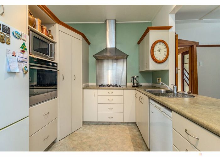  at 2 Ashbury Avenue, Waimataitai, Timaru, Canterbury