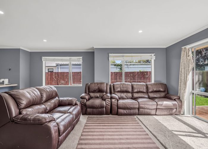  at 2 Vintners Lane, Woolston, Christchurch City, Canterbury