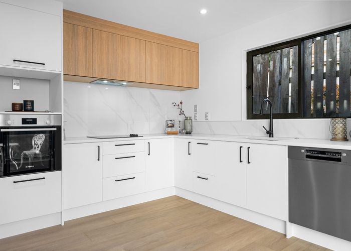  at 8B Claridge Street, Glen Eden, Waitakere City, Auckland