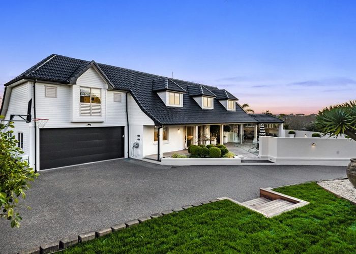  at 25 Pyatt Crescent, Saint Johns, Auckland