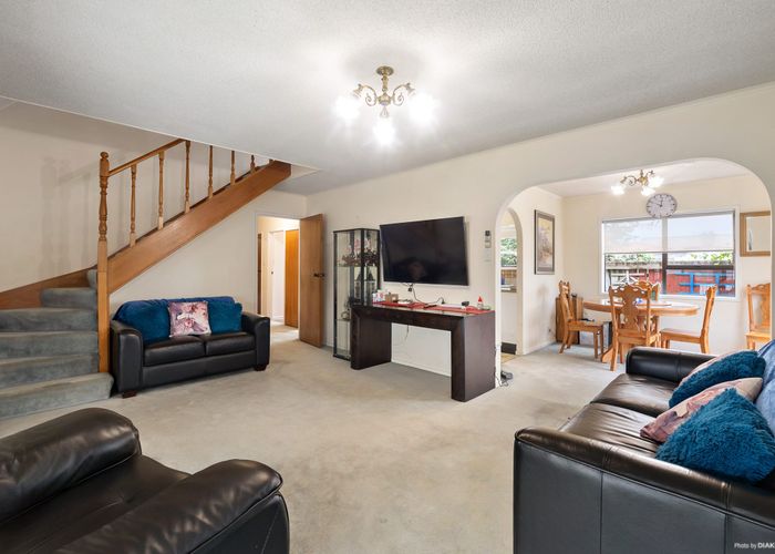  at 1/216 Edmonton Road, Te Atatu South, Waitakere City, Auckland