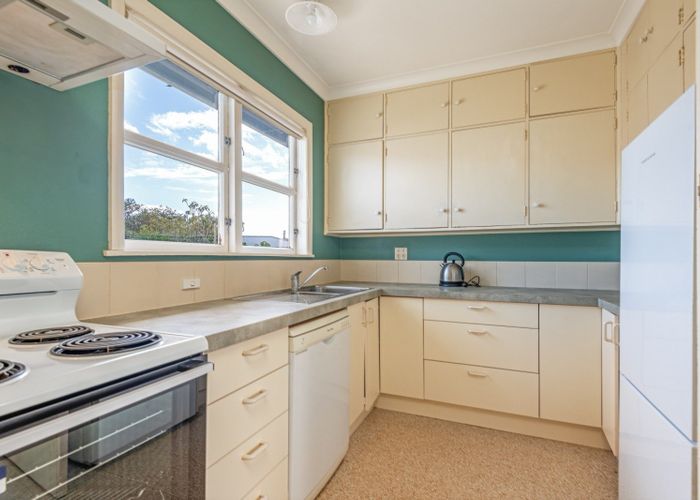  at 12 Nairn Crescent, Awapuni, Palmerston North, Manawatu / Whanganui