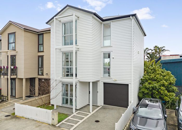  at 23 Nephrite Lane, Henderson, Waitakere City, Auckland