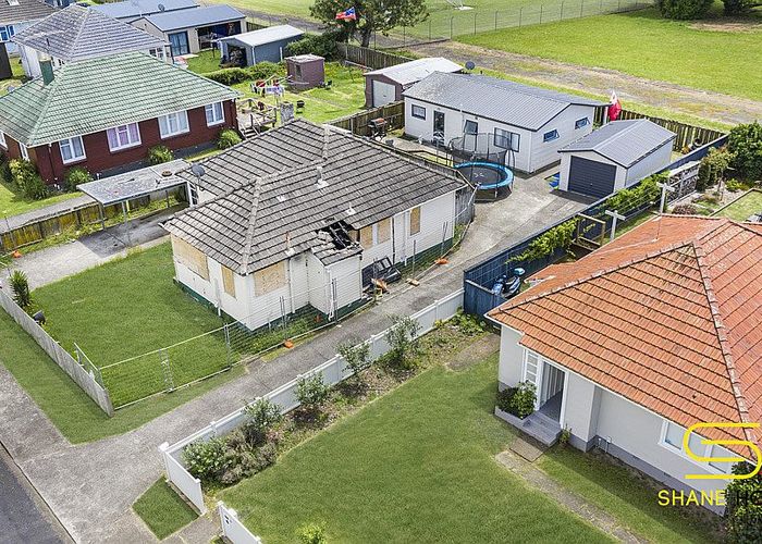  at 16 Waipapa Crescent, Otara, Auckland