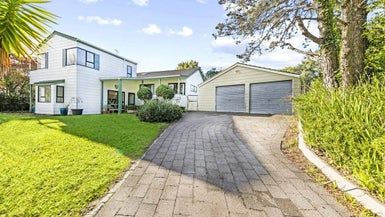  at 1 Awatahi Place, Greenhithe, Auckland