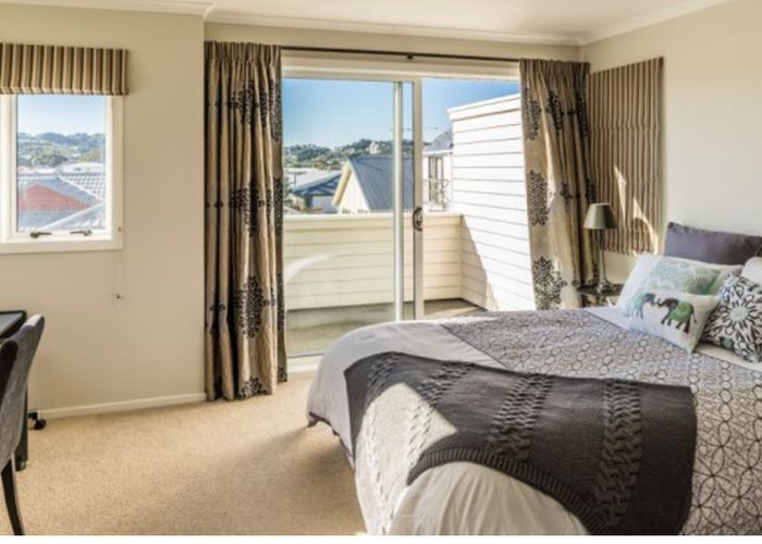  at 8A Stone Street, Miramar, Wellington, Wellington