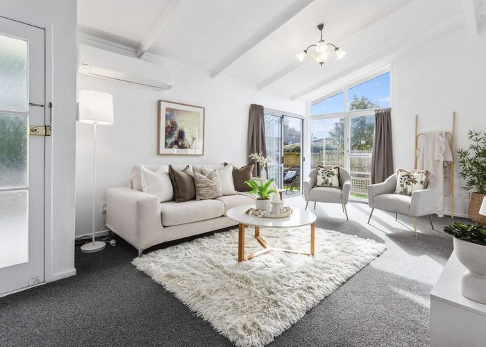  at 106 Lauderdale Road, Birkdale, North Shore City, Auckland