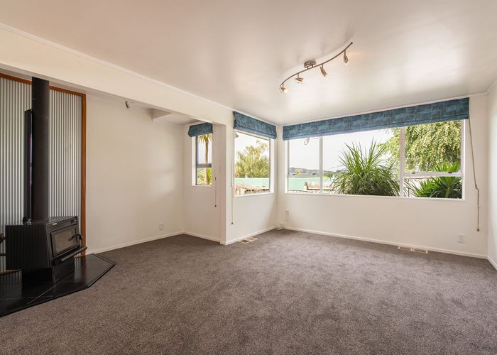  at 37 Brightwater Crescent, Totara Park, Upper Hutt, Wellington