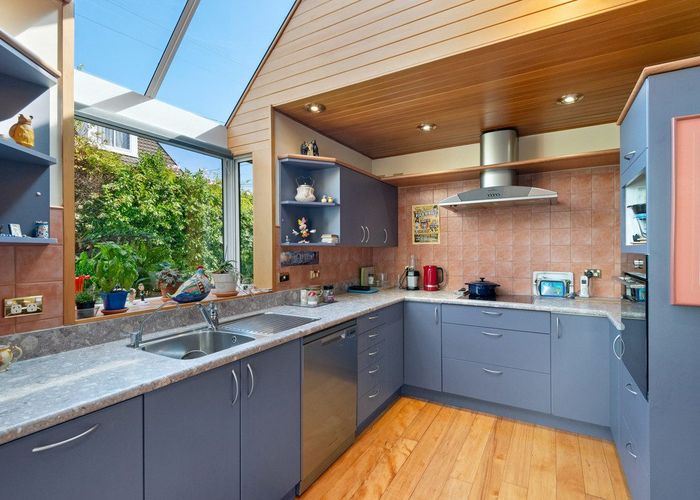  at 28 Ings Avenue, Saint Clair, Dunedin, Otago