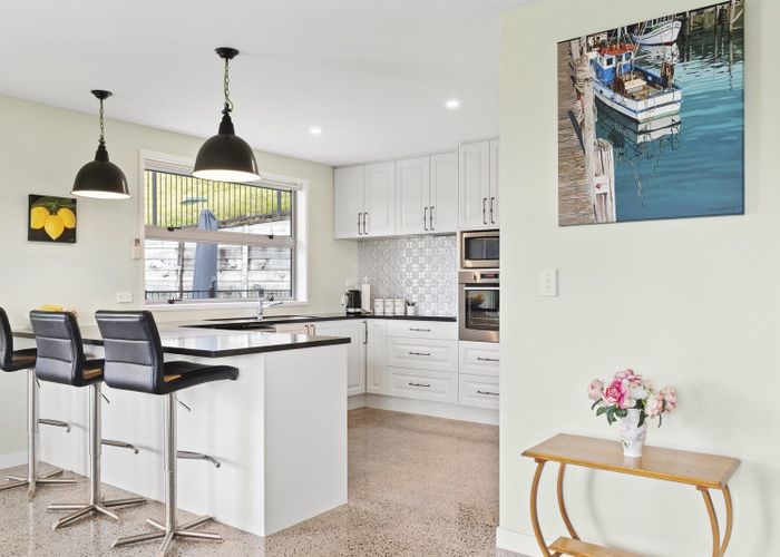  at 26 Blackberry Way, Welcome Bay, Tauranga