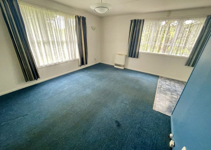  at 46 Speargrass Grove, Timberlea, Upper Hutt, Wellington