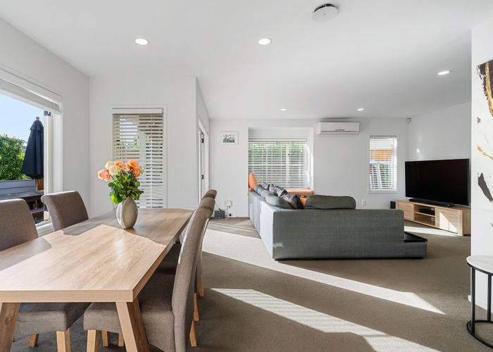  at 1/110 Gowing Drive, Meadowbank, Auckland City, Auckland