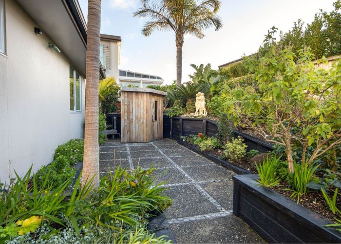  at 94 Picasso Drive, West Harbour, Waitakere City, Auckland