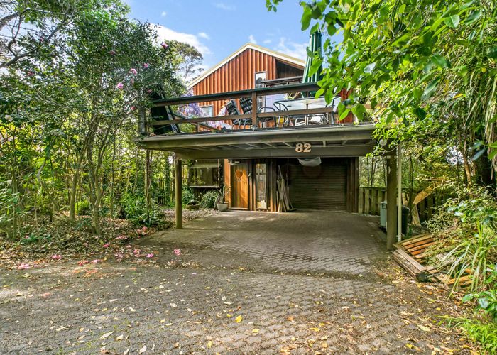 Free property data for 82 Wade River Road, Stanmore Bay, Whangaparaoa