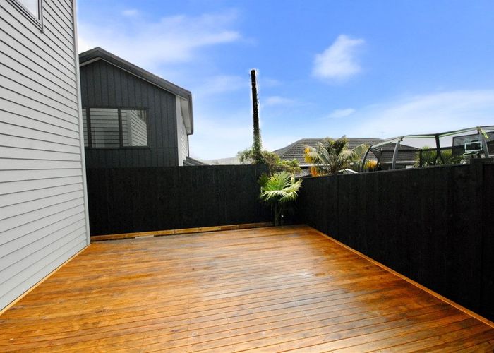  at 9B Arran Road, Browns Bay, North Shore City, Auckland
