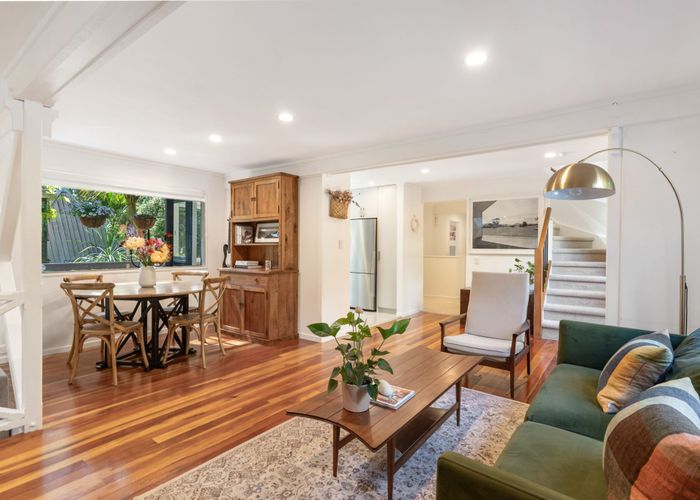  at 25A Moore Street, Hillcrest, North Shore City, Auckland