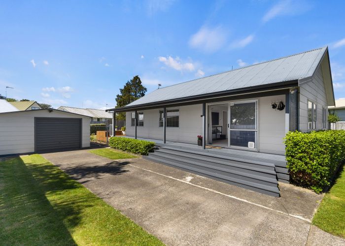  at 40 Elmwood Crescent, Pukete, Hamilton, Waikato
