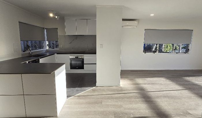  at 2/24 Wylie ave, Sunnynook, North Shore City, Auckland