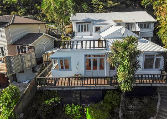  at 9 Korimako Road, Days Bay, Lower Hutt