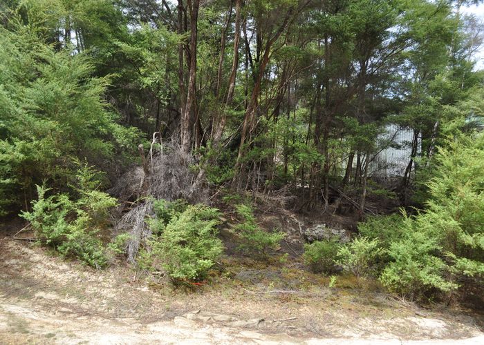  at 4 Wilson Avenue, Kawau Island