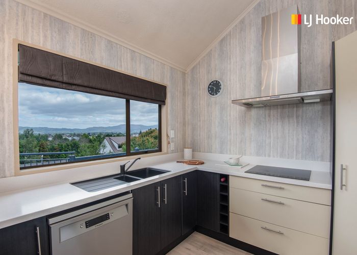  at 17 Braeside, Kinmont Park, Mosgiel