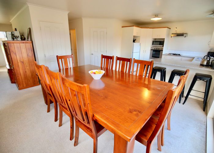  at 6 Rose Lane, Huntington, Hamilton