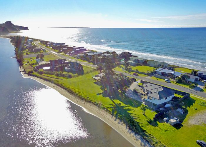  at 688 Pukehina Parade, Te Puke