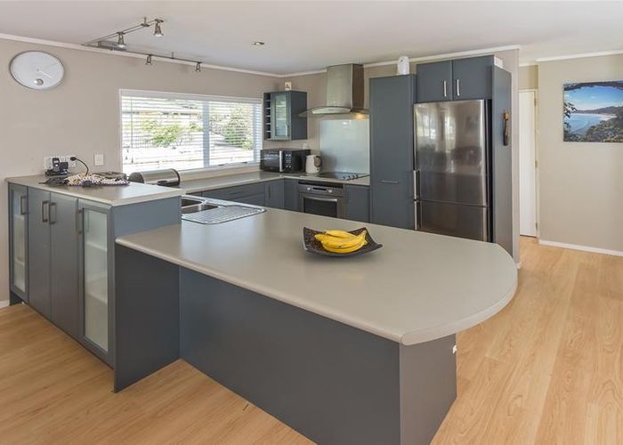  at 60 De Quincey Terrace, Highland Park, Auckland