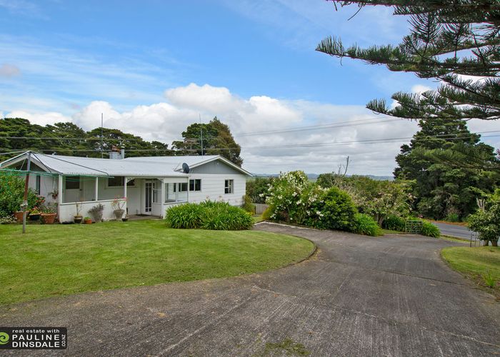  at 400 Crane Road, Kamo