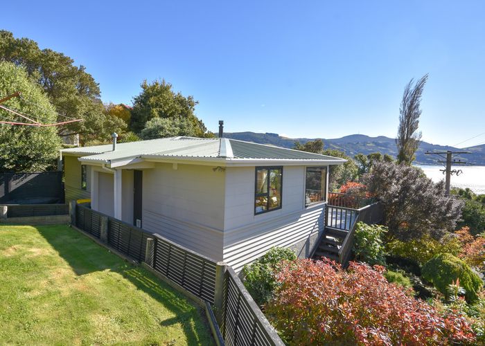 Free property data for 13 Hellyer Street, Macandrew Bay, Dunedin