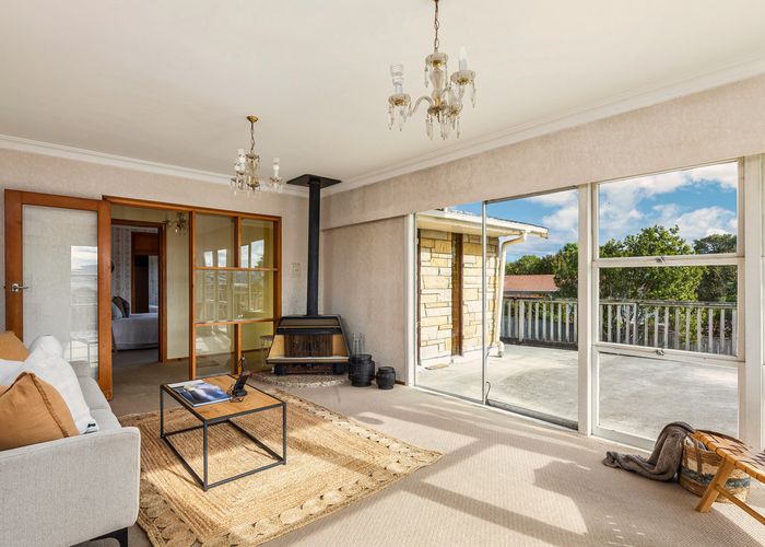  at 1 Lidcombe Place, Avondale, Auckland