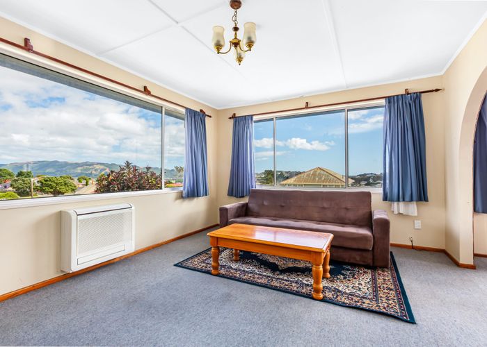  at 46 Arahura Crescent, Waitangirua, Porirua