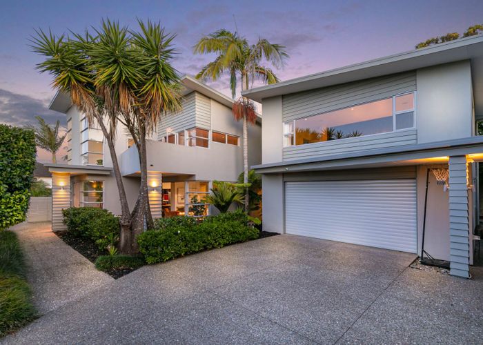  at 3 Thomas Hunter Lane, Greenhithe, Auckland
