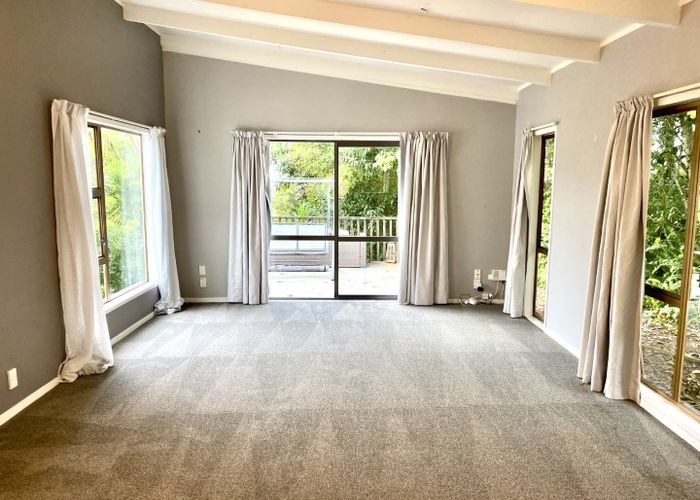  at 31 Elliston Crescent, Stanmore Bay, Whangaparaoa