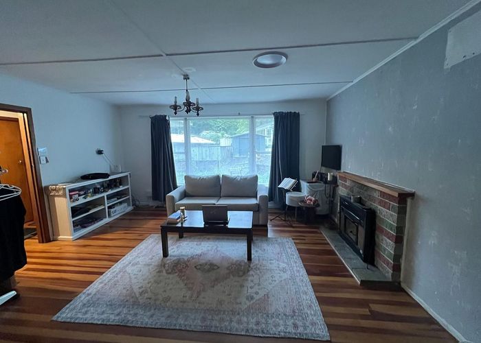  at 32 Shackleton Grove, Stokes Valley, Lower Hutt, Wellington