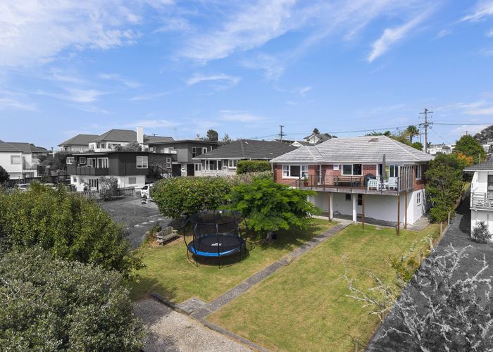  at 14 Tui Glen Road, Birkenhead, Auckland